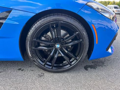 Used 2021 BMW Z4 sDrive30i w/ Executive Package RWD image 32