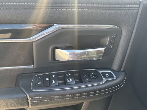 Used 2019 RAM 2500 Laramie w/ Night Edition image 14