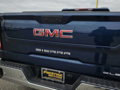 Used 2022 GMC Sierra 1500 SLE w/ Remote Start Package AWD/4WD image 12