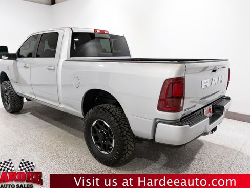 Used 2026 RAM 2500 Laramie AWD/4WD image 3