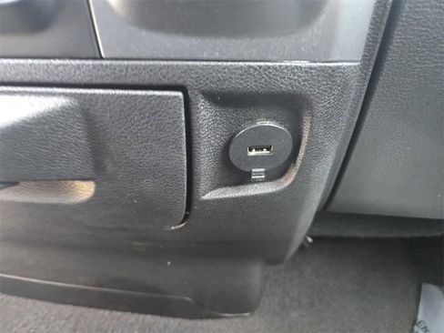 Used 2024 RAM 1500 Classic SLT image 23