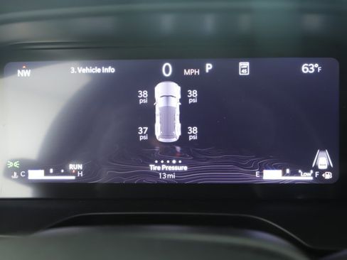 New 2026 Jeep Grand Cherokee Altitude image 17