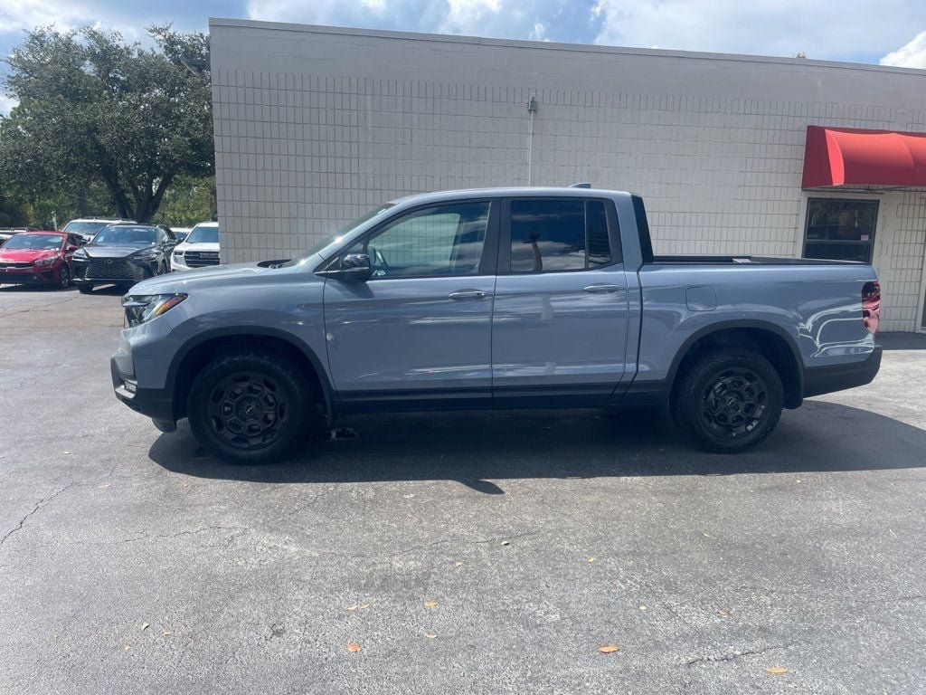 Used 2025 Honda Ridgeline TrailSport+ image 2