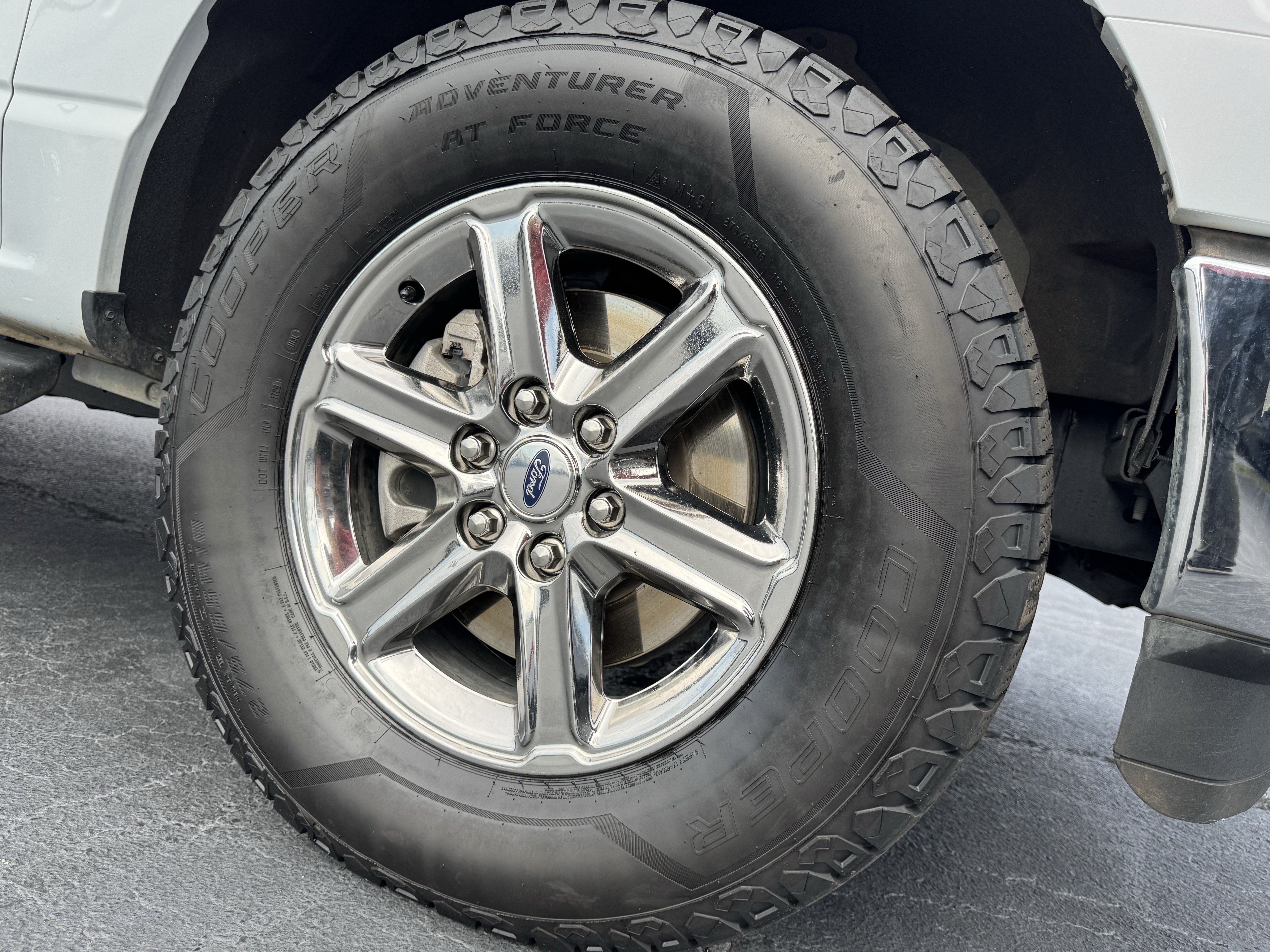 Used 2025 Ford F150 XLT w/ Equipment Group 301A Standard AWD/4WD image 14