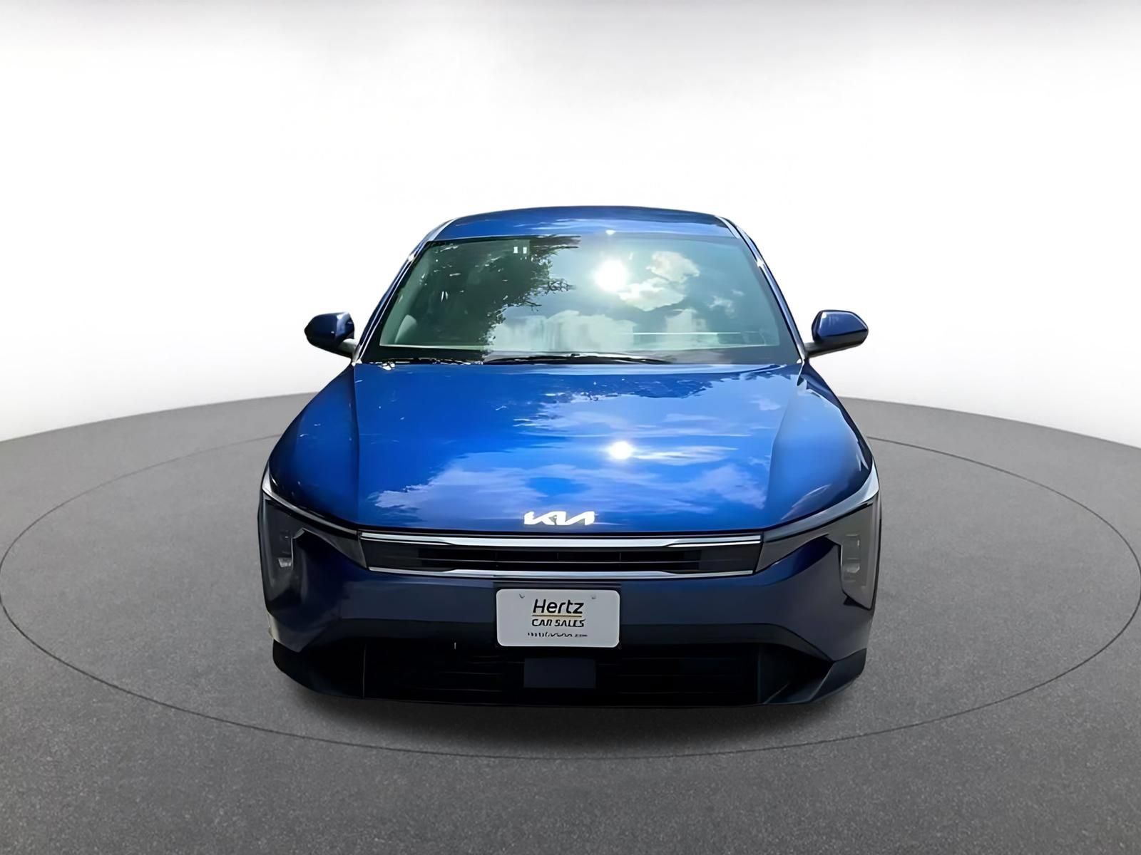 Used 2025 Kia K4 FWD image 2