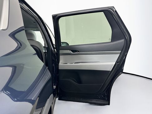 Used 2025 Hyundai Palisade SEL image 32