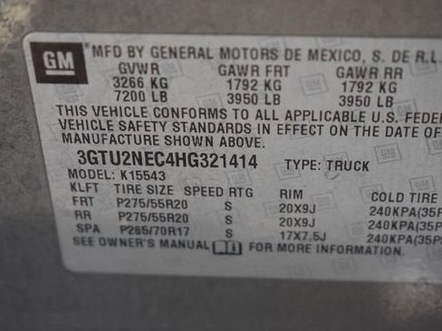 Certified 2017 GMC Sierra 1500 SLT w/ SLT Premium Package AWD/4WD image 17