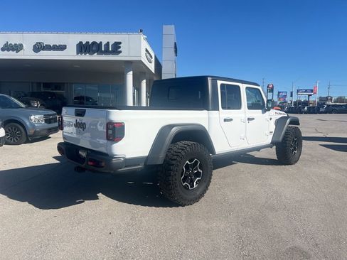 Used 2020 Jeep Gladiator Rubicon image 3