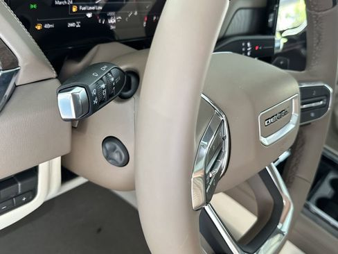 New 2026 GMC Yukon XL Denali w/ Denali Reserve Package AWD/4WD image 20