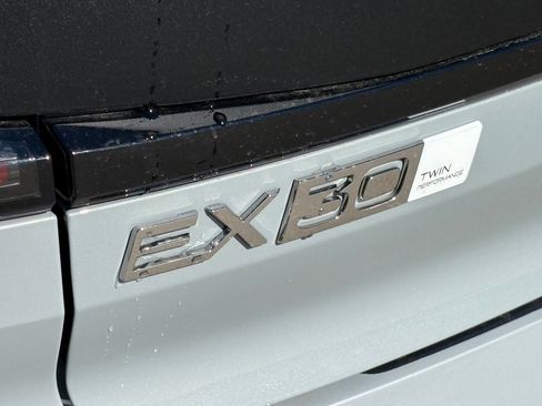 New 2026 Volvo EX30 Cross Country Ultra w/ Protection Package Premier image 9