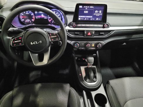 Used 2023 Kia Forte LXS w/ LXS Technology Package image 22