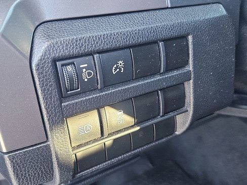 Used 2024 Toyota Tacoma TRD Off-Road image 21