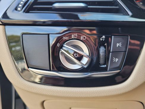 Used 2023 BMW 530i w/ Premium Package image 22