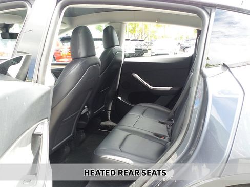 Used 2023 Tesla Model Y Long Range AWD/4WD image 7