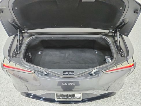 Used 2024 Lexus LC 500 Convertible image 22