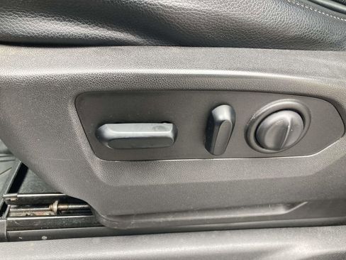 Used 2019 Chevrolet Silverado 1500 LT w/ All-Star Edition image 12