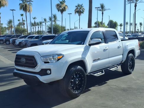 Certified 2021 Toyota Tacoma SR5 RWD image 8