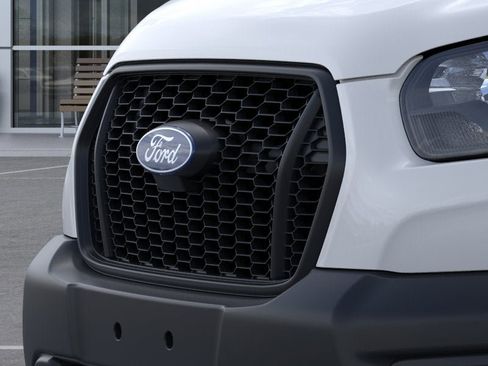 New 2026 Ford Transit 250 148 Medium Roof Extended AWD image 17