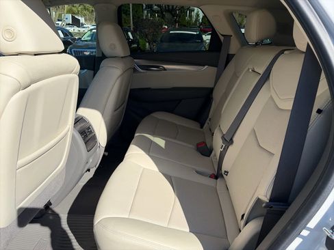 Used 2020 Cadillac XT5 Premium Luxury image 9