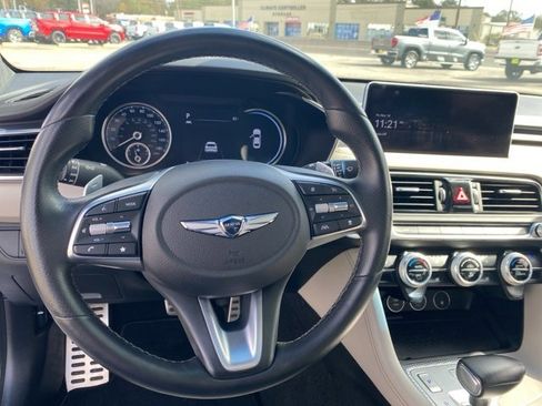 Used 2022 Genesis G70 3.3T image 13