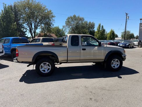 Used 2003 Toyota Tacoma 4x4 Xtracab V6 w/ Convenience Pkg image 65
