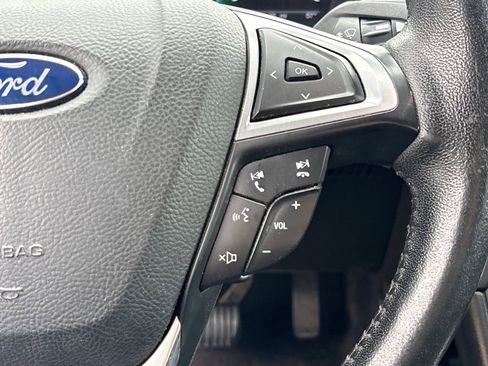 Used 2018 Ford Fusion SE w/ Equipment Group 601A image 21