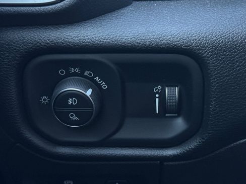 Used 2022 RAM 1500 Big Horn image 31