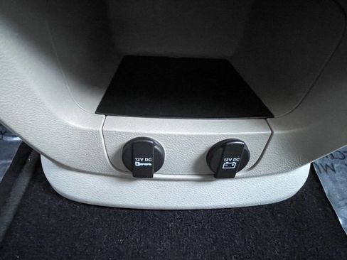 Used 2016 Dodge Grand Caravan SE w/ Quick Order Package 29E SE image 25