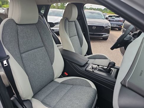 New 2026 MAZDA CX-30 Aire Edition AWD/4WD image 10