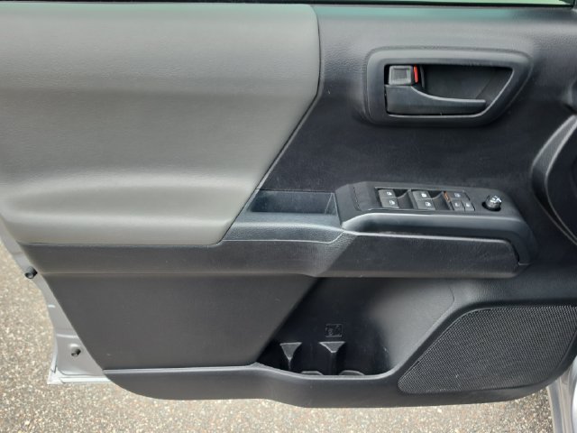 Used 2021 Toyota Tacoma SR w/ SR Convenience Package RWD image 15
