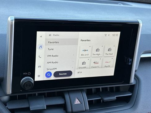 New 2025 Toyota RAV4 SE image 18