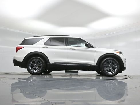 Certified 2023 Ford Explorer XLT w/ Equipment Group 202A image 51