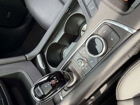 Certified 2023 Cadillac XT5 Premium Luxury image 17