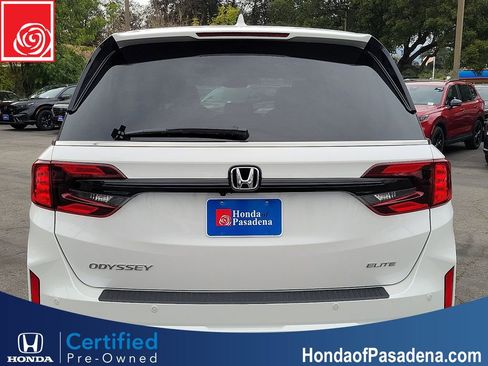 Certified 2026 Honda Odyssey Elite image 3