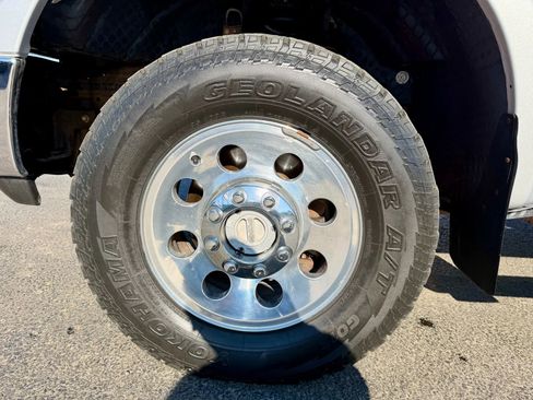 Used 2005 Ford F250 XLT image 23