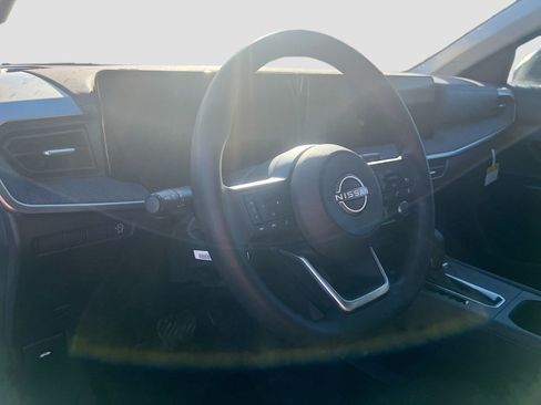 Used 2026 Nissan Kicks S FWD image 9