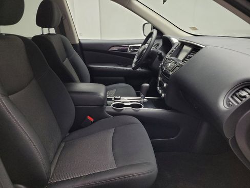Used 2020 Nissan Pathfinder S AWD/4WD image 21