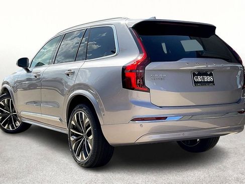 New 2026 Volvo XC90 B6 Plus w/ Protection Package Premier image 6
