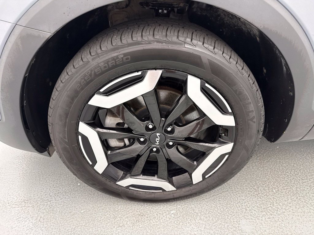 Used 2024 Kia Telluride S AWD/4WD image 4