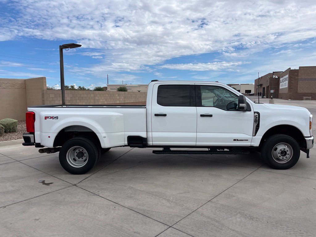Used 2025 Ford F350 XLT w/ FX4 Off-Road Package AWD/4WD image 7