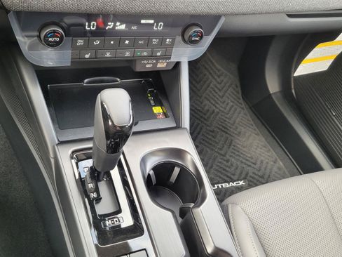 New 2026 Subaru Outback Limited AWD/4WD image 13