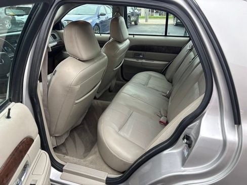 Used 2010 Mercury Grand Marquis LS RWD image 14