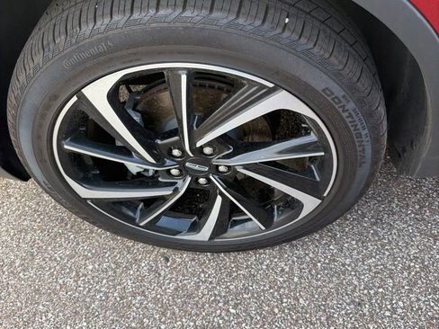 Used 2024 Lincoln Corsair Reserve w/ Equipment Group 202A image 16