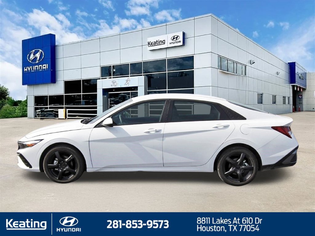 Certified 2026 Hyundai Elantra Hybrid FWD image 8