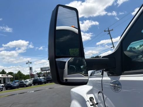Used 2018 Ford F650 2WD Regular Cab Super Duty image 25