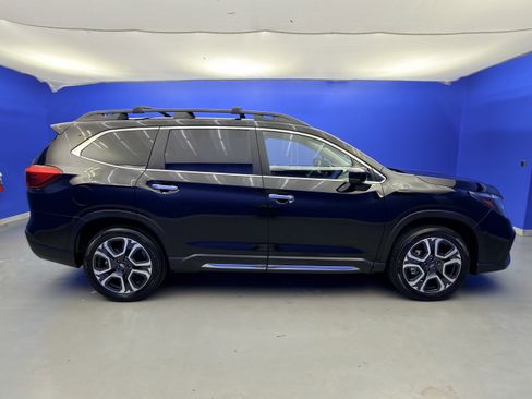 Certified 2025 Subaru Ascent Touring image 8