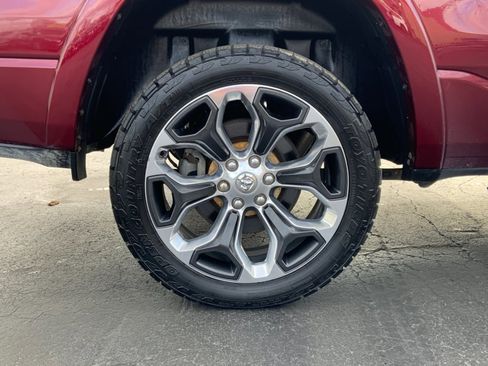 Used 2021 RAM 1500 Laramie image 29