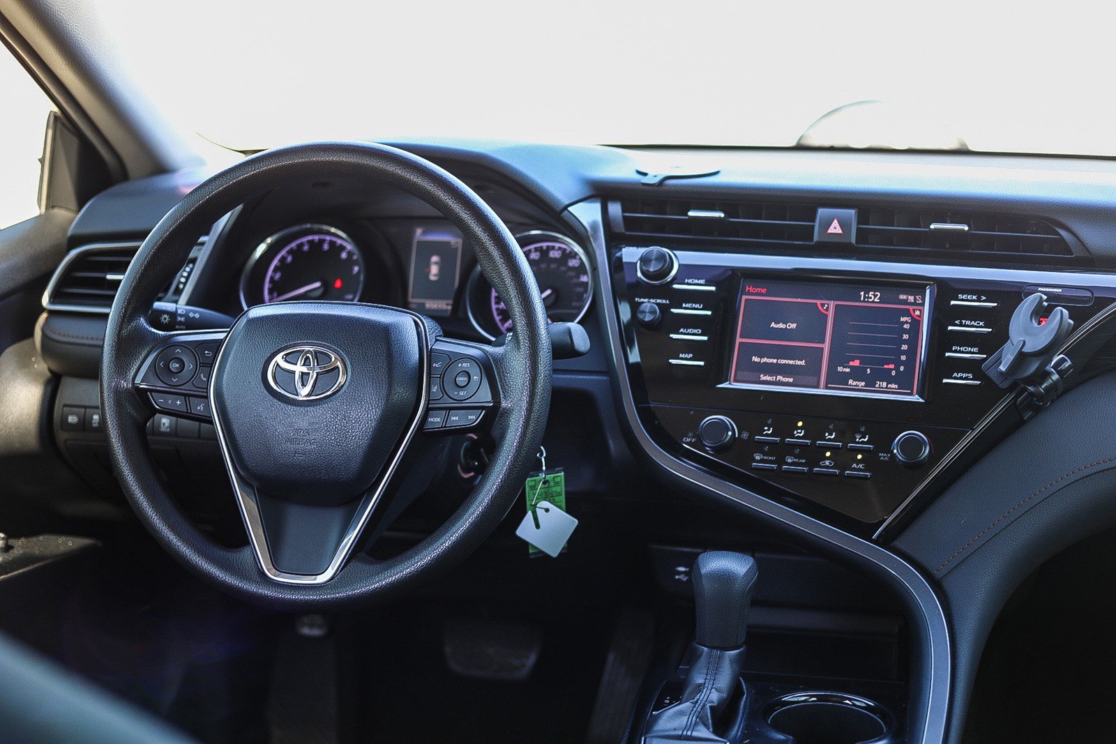 Used 2019 Toyota Camry LE w/ Carpet Mat Package FWD image 12