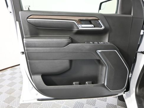 Used 2024 Chevrolet Silverado 1500 RST image 18