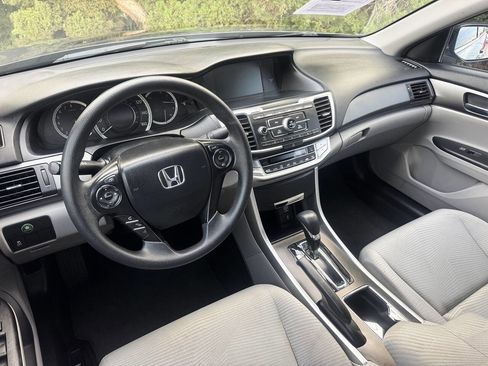 Used 2015 Honda Accord LX image 8